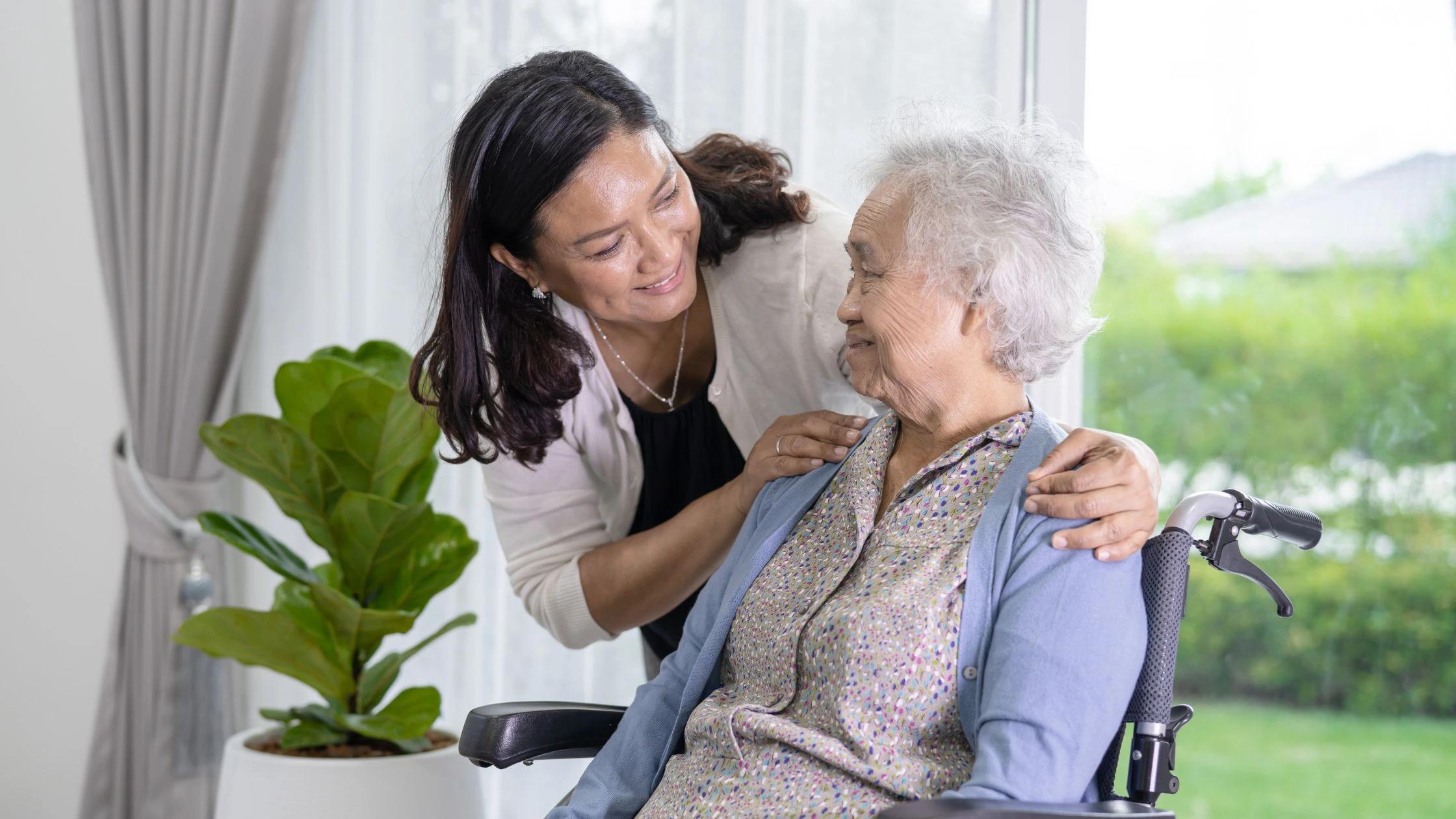 kaigo atau caregiver di jepang